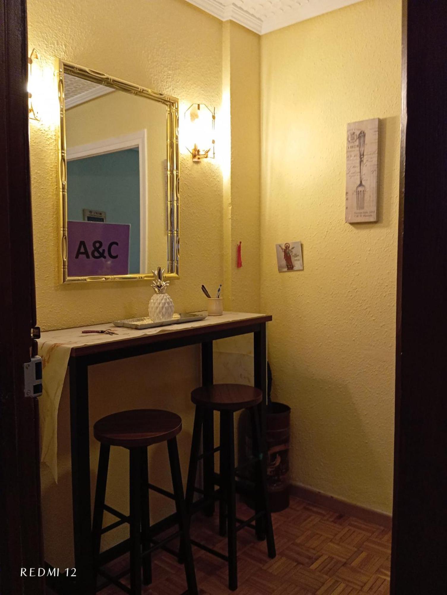 A&C Plaza Haro Apartment ภายนอก รูปภาพ