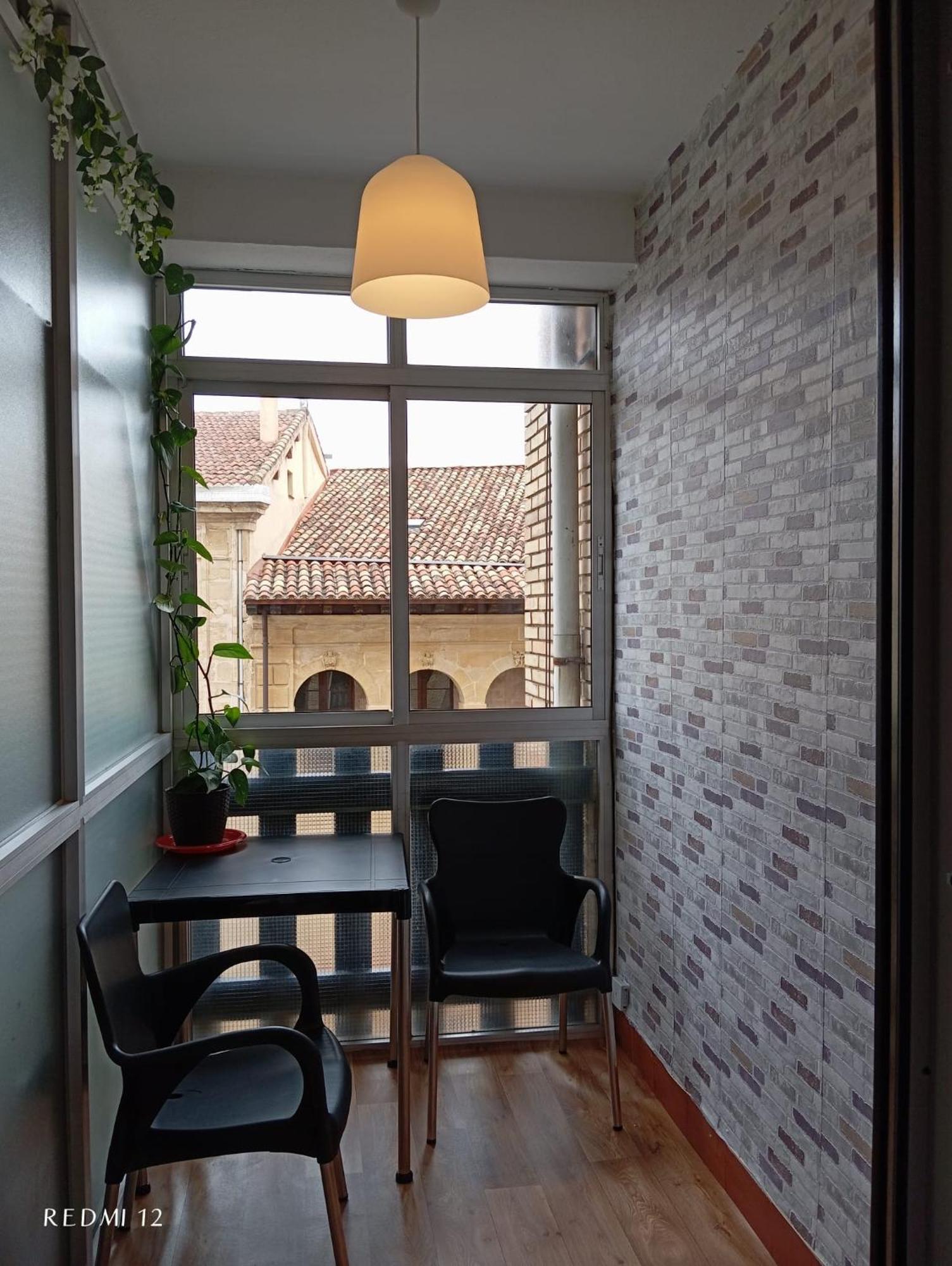 A&C Plaza Haro Apartment ภายนอก รูปภาพ